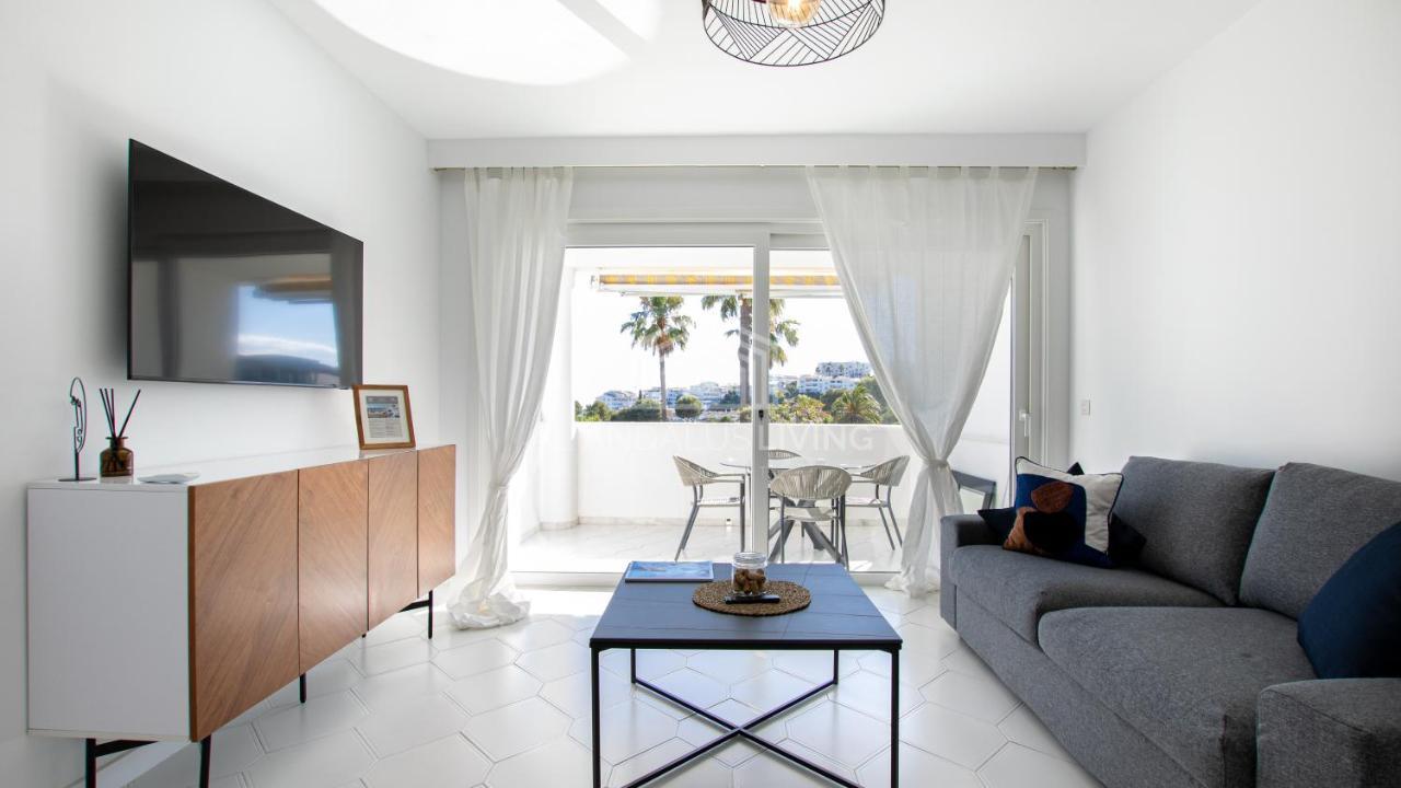 Open Plan Modern Apartment With Sea Views In Miraflores, Mijas Costa Sitio de Calahonda Exterior foto